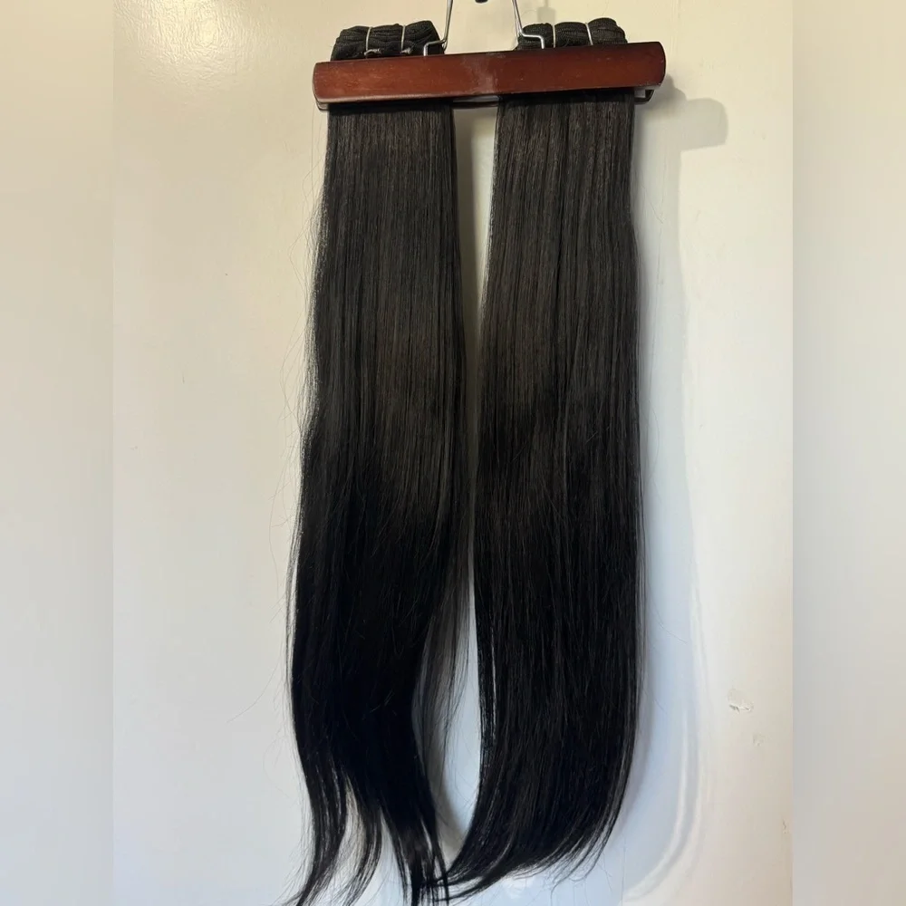 30 in Black Weave / wefts Hair Extensions In Straight Hair - Realistic